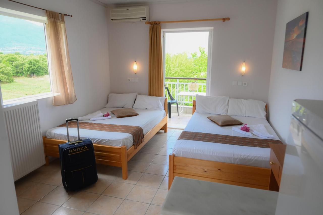Hotel Geromichalos Paralía Skotínis Esterno foto