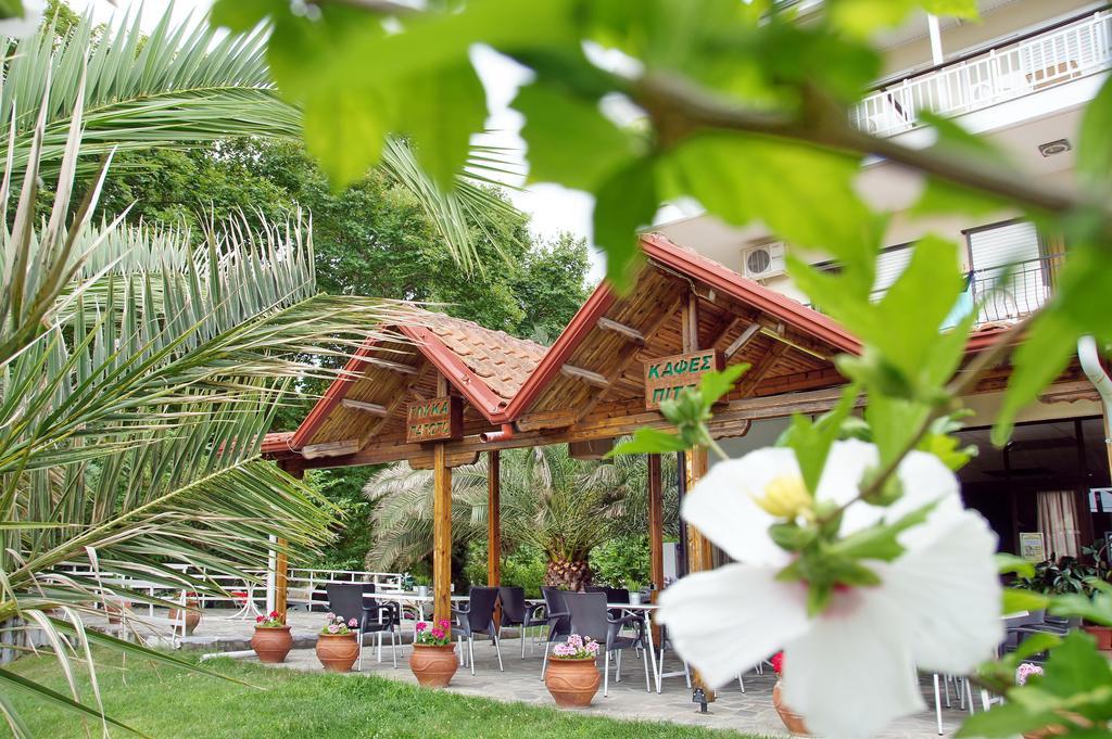 Hotel Geromichalos Paralía Skotínis Esterno foto